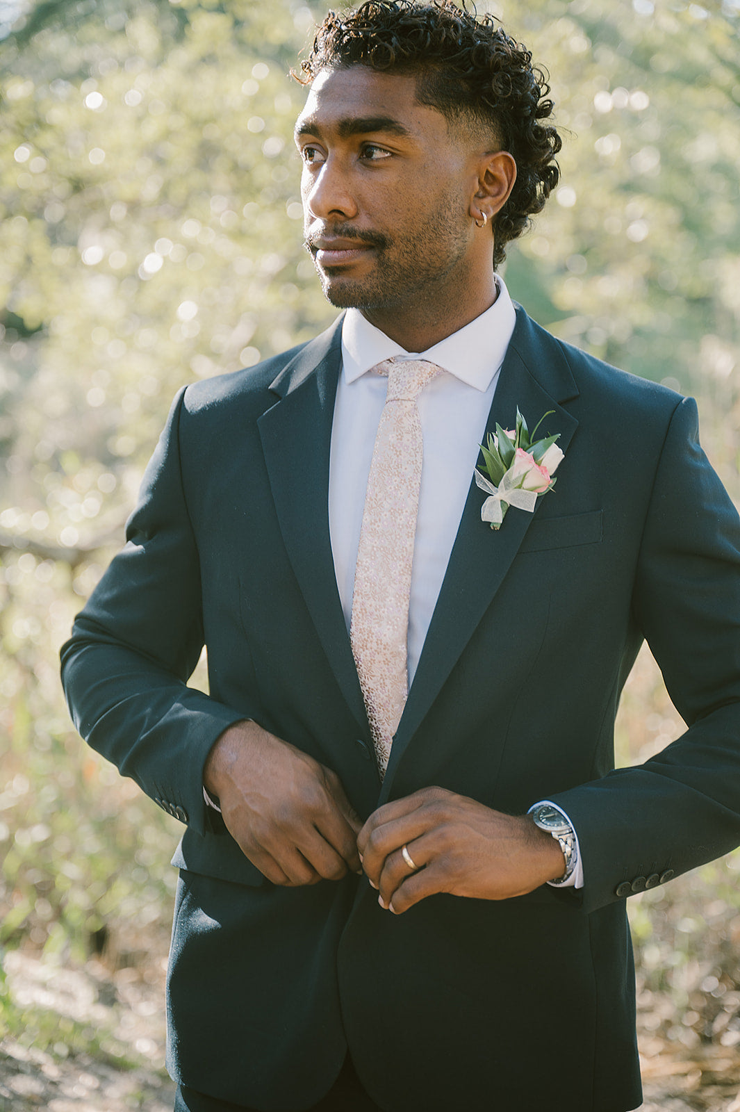 Custom Individual Groom's Boutonniere