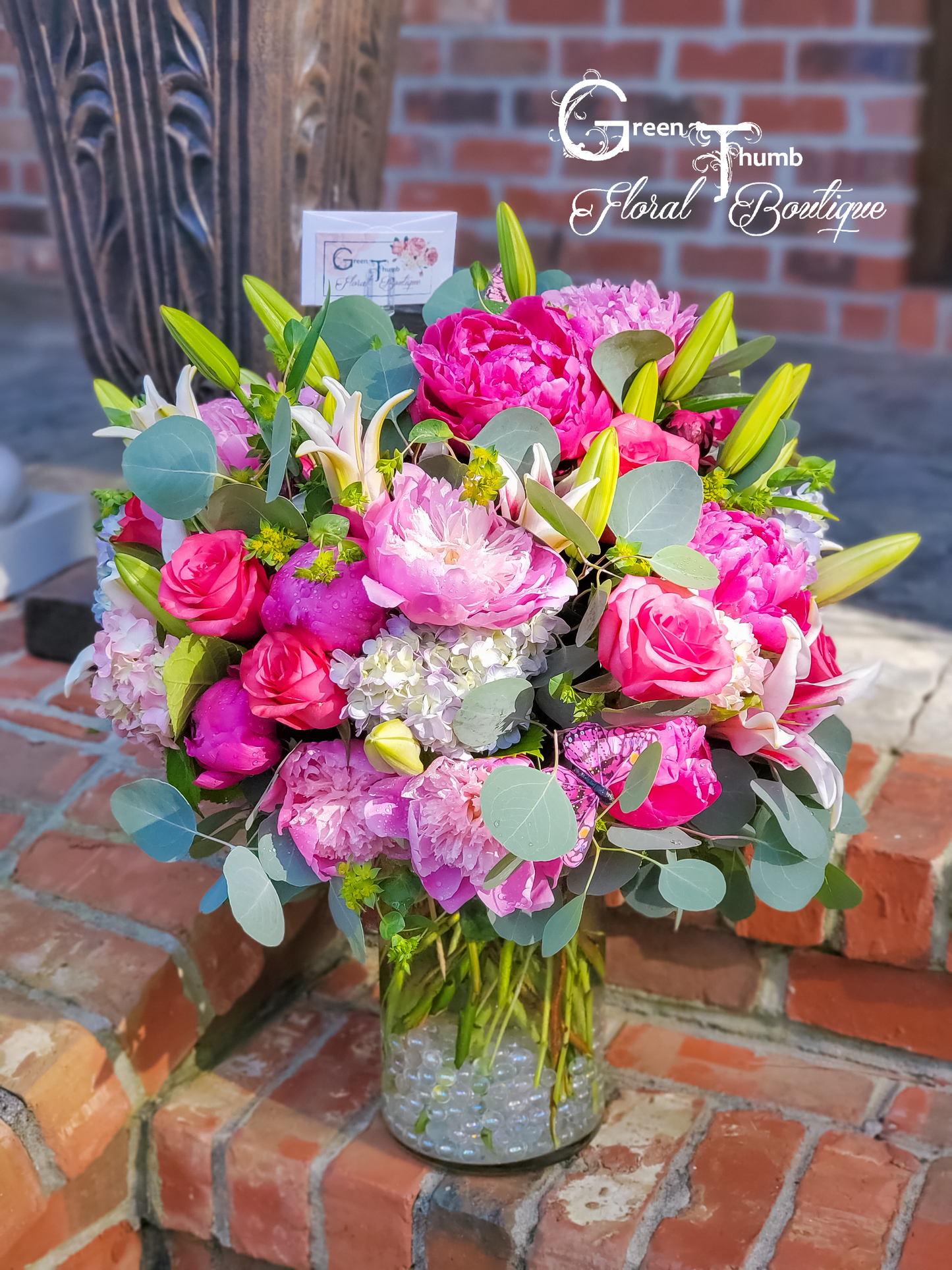 Exquisite Mix Blooms (24 Rose Mix Blend)