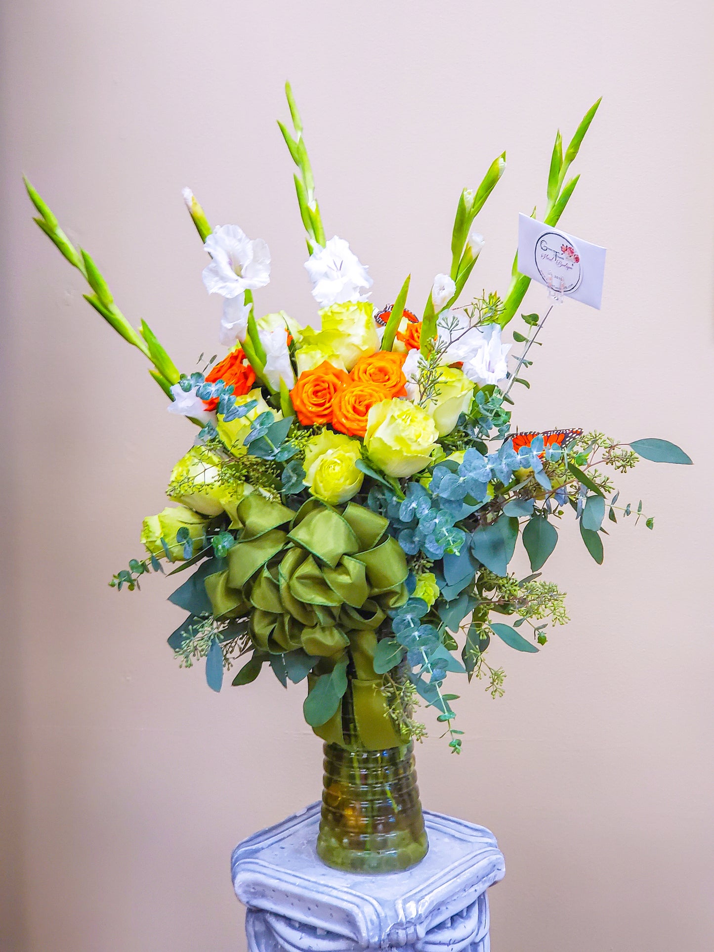 Premium Mix Blooms (16 Rose Mix Blend)